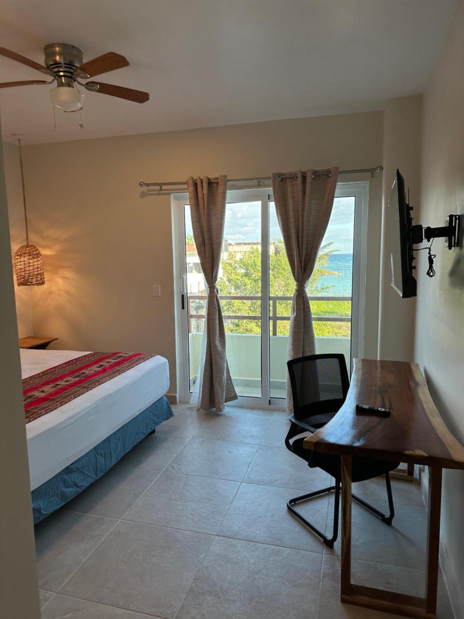 Oneiro Suites With Sea View 玛哈威 外观 照片