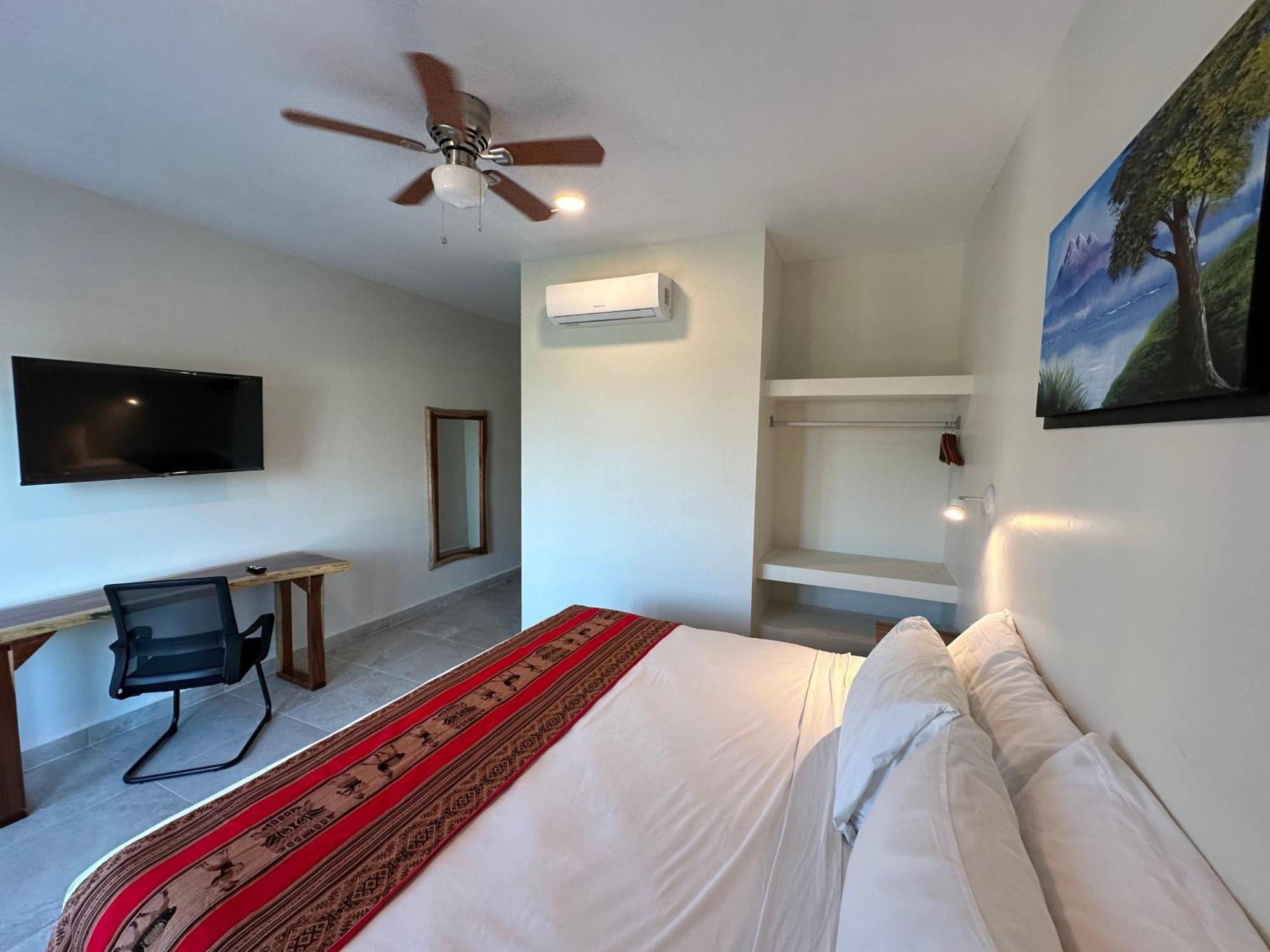 Oneiro Suites With Sea View 玛哈威 外观 照片