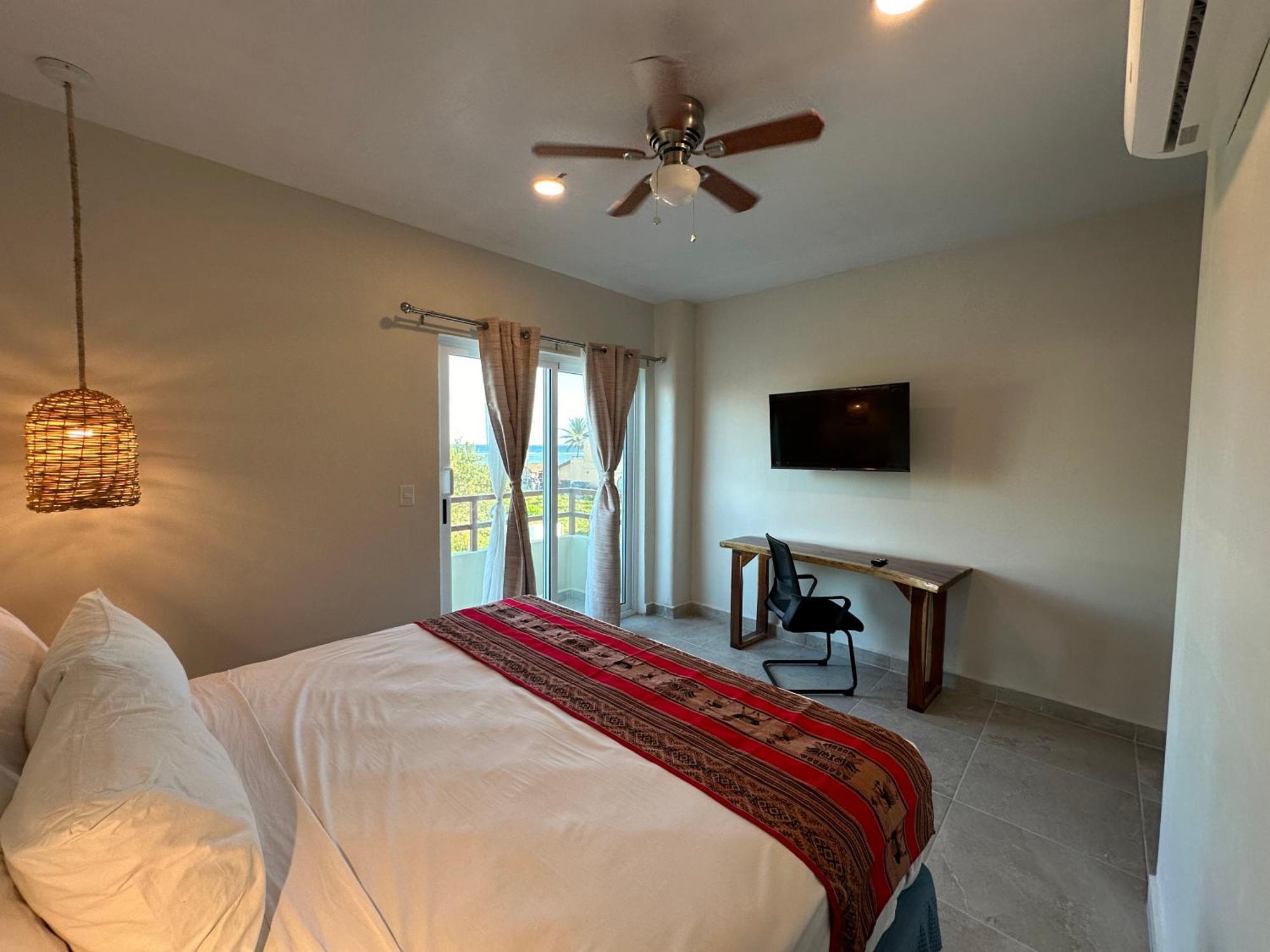 Oneiro Suites With Sea View 玛哈威 外观 照片