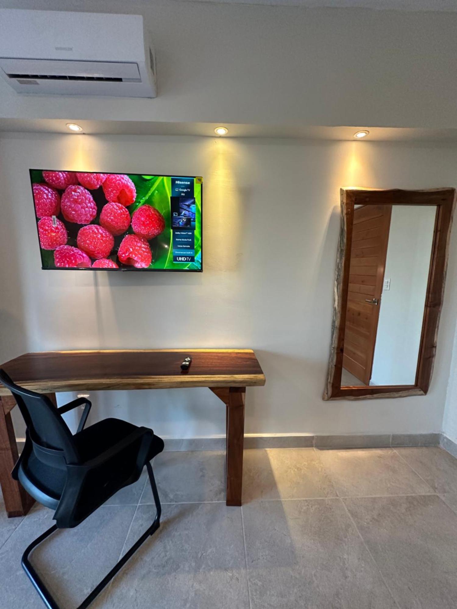 Oneiro Suites With Sea View 玛哈威 外观 照片
